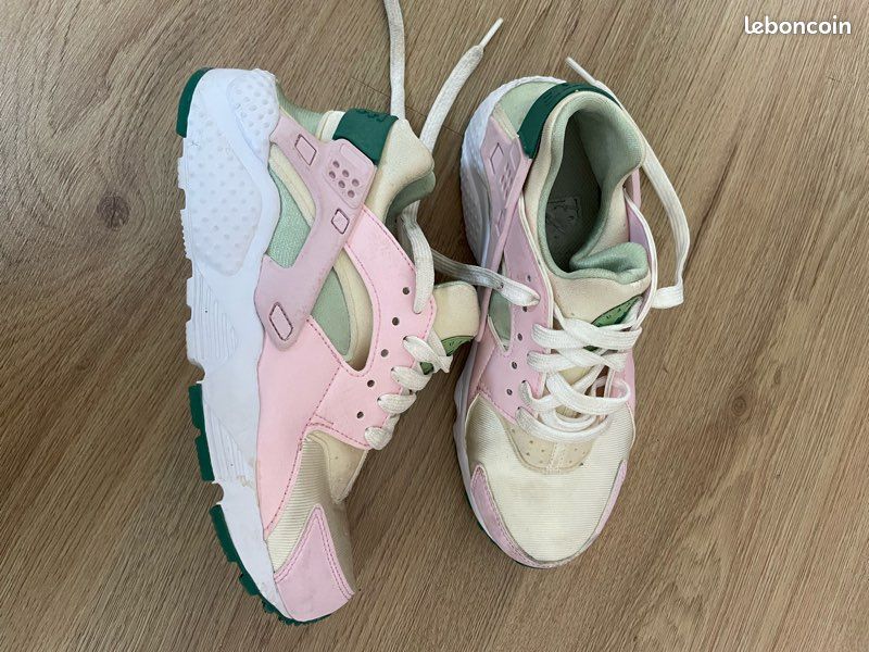 Baskets fille Nike Huarache 36 Chaussures