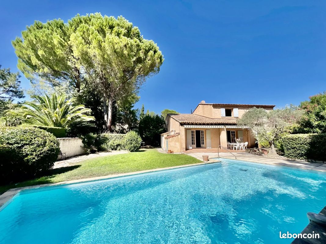 Maison 6 pièces 200 m² · à Aix-en-Provence · 200 m² · 840 000 €