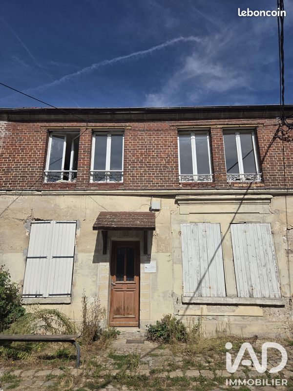 Immeuble 2 pièces 176 m² · à Villers-Cotterêts · 176 m² · 360 000 €