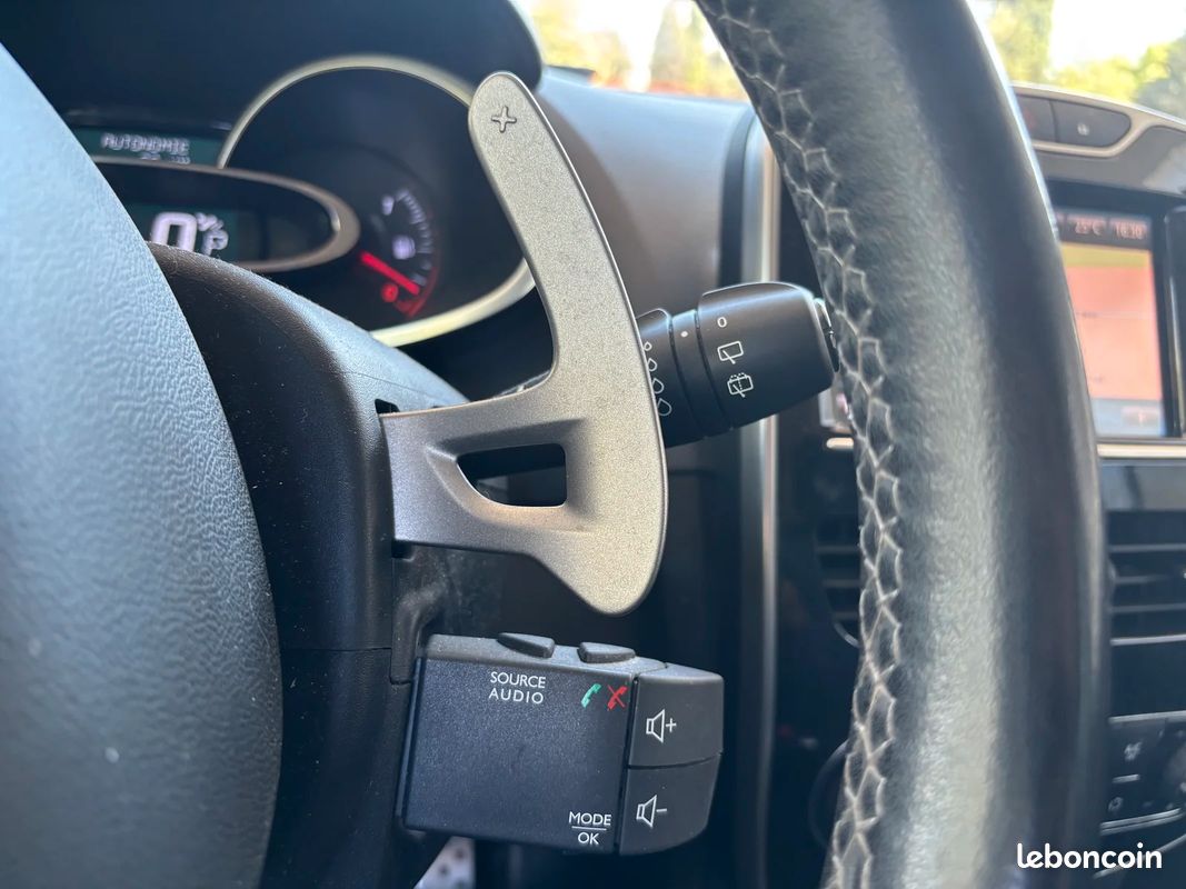 Renault CLIO IV TCe 120ch EDC GT / RS Drive / GPS / Origine France (image 27)
