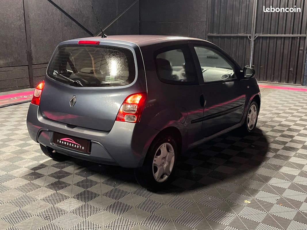 RENAULT TWINGO II 1.2 LEV 16v 75 eco2 Access Euro 5 (image 4)