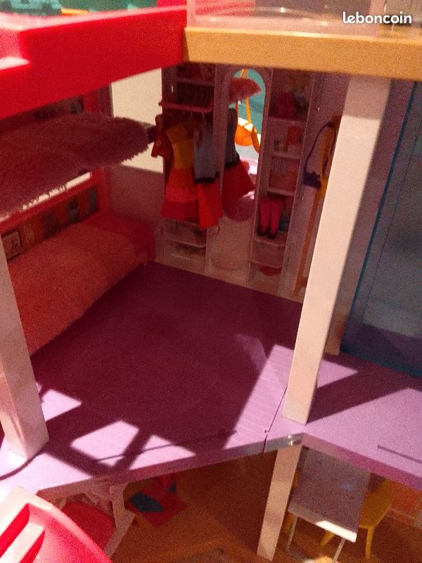 Lot maison de barbie + voiture Barbie Extra (image 6)