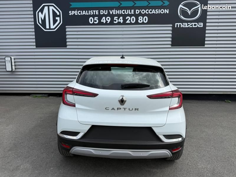 Renault Captur 1.0 TCe 90ch Intens (image 24)