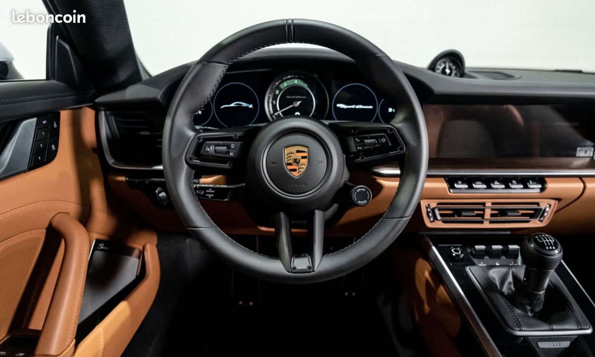 Porsche 911 TYPE 992 Sport Classic 3.7 550 – 1°MAIN Française Malus Payé / Burmester / Cam. 360° / TVA LOA / 2933E/Mois (image 20)