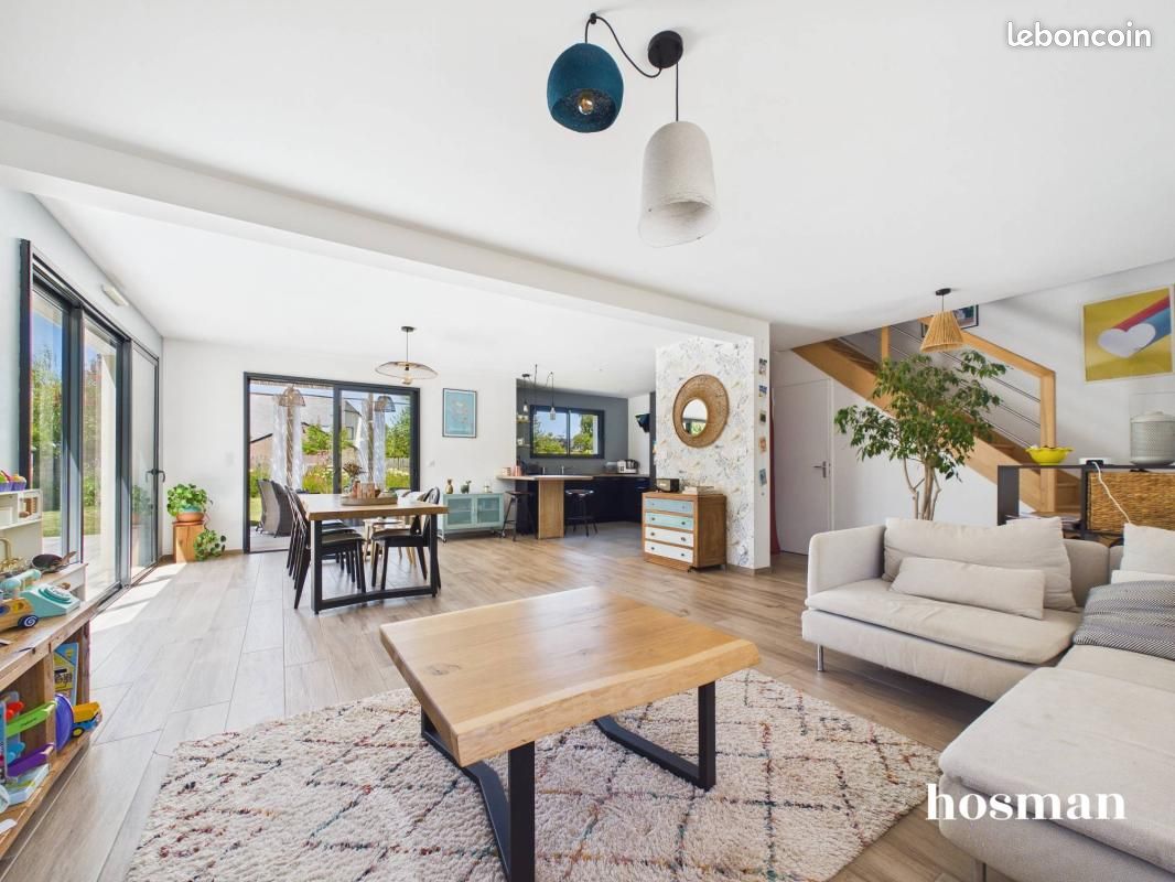 Maison 4 pièces 107 m² · à Vigneux-de-Bretagne · 107 m² · 349 000 €