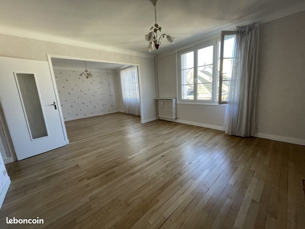 Appartement 4 pièces 84 m² · à Lisieux · 84 m² · 148 000 €