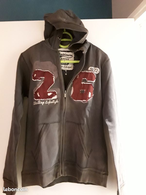 Veste à capuche (image 1)