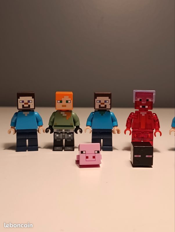 Lot de 8 Minifigures Lego Minecraft + Têtes & Mini-Cubes (Steve, Alex ...