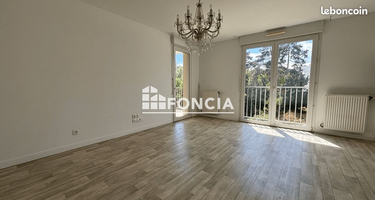 Appartement 2 pièces 42 m² · à Poissy · 42 m² · 925 €
