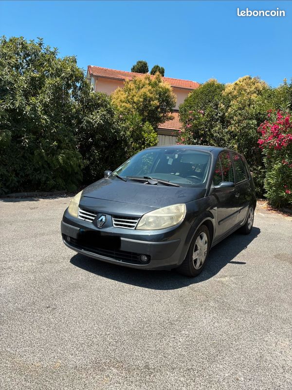 Renault scenic (image 1)