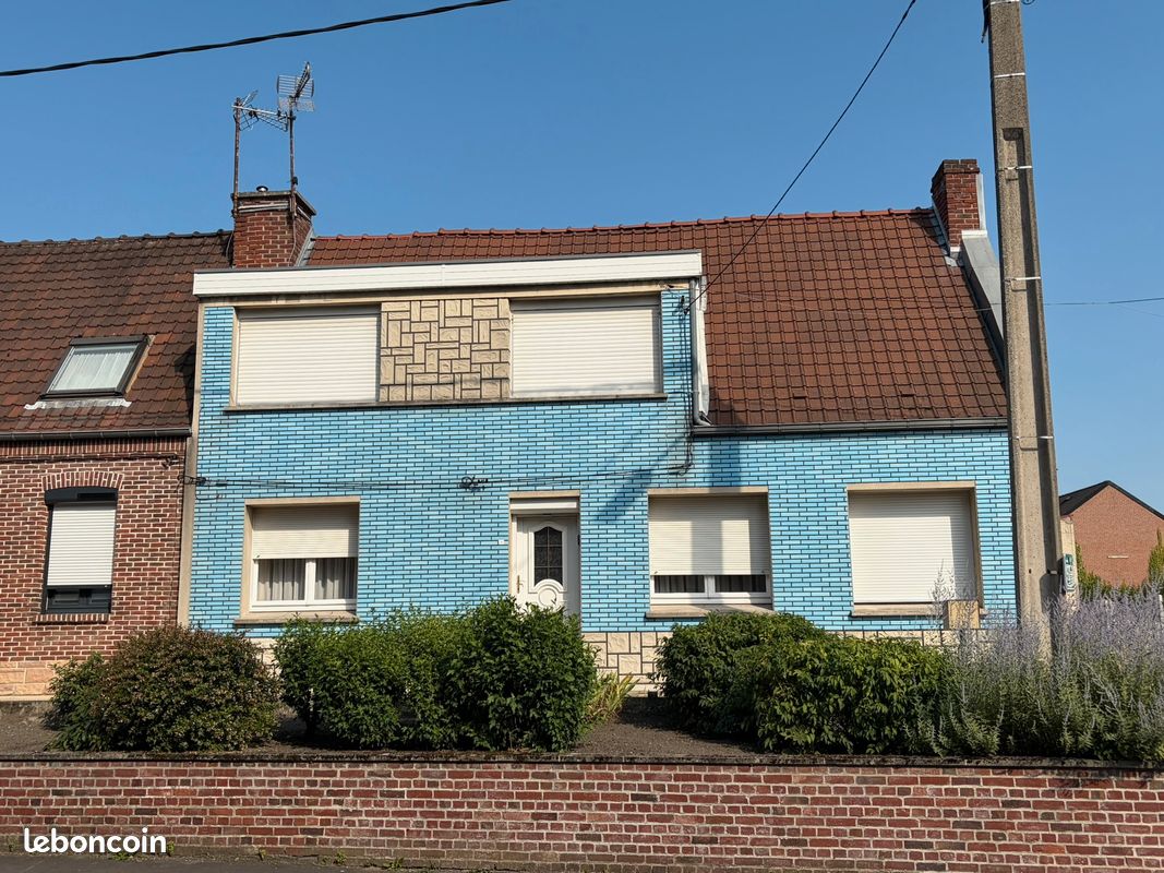 Maison 4 pièces 102 m² · à Saint-Amand-les-Eaux · 102 m² · 169 000 €