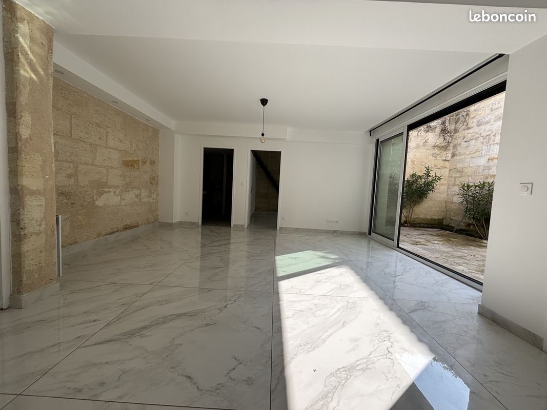 Appartement 3 pièces 63 m² - Bordeaux 33100 (image principale 0)