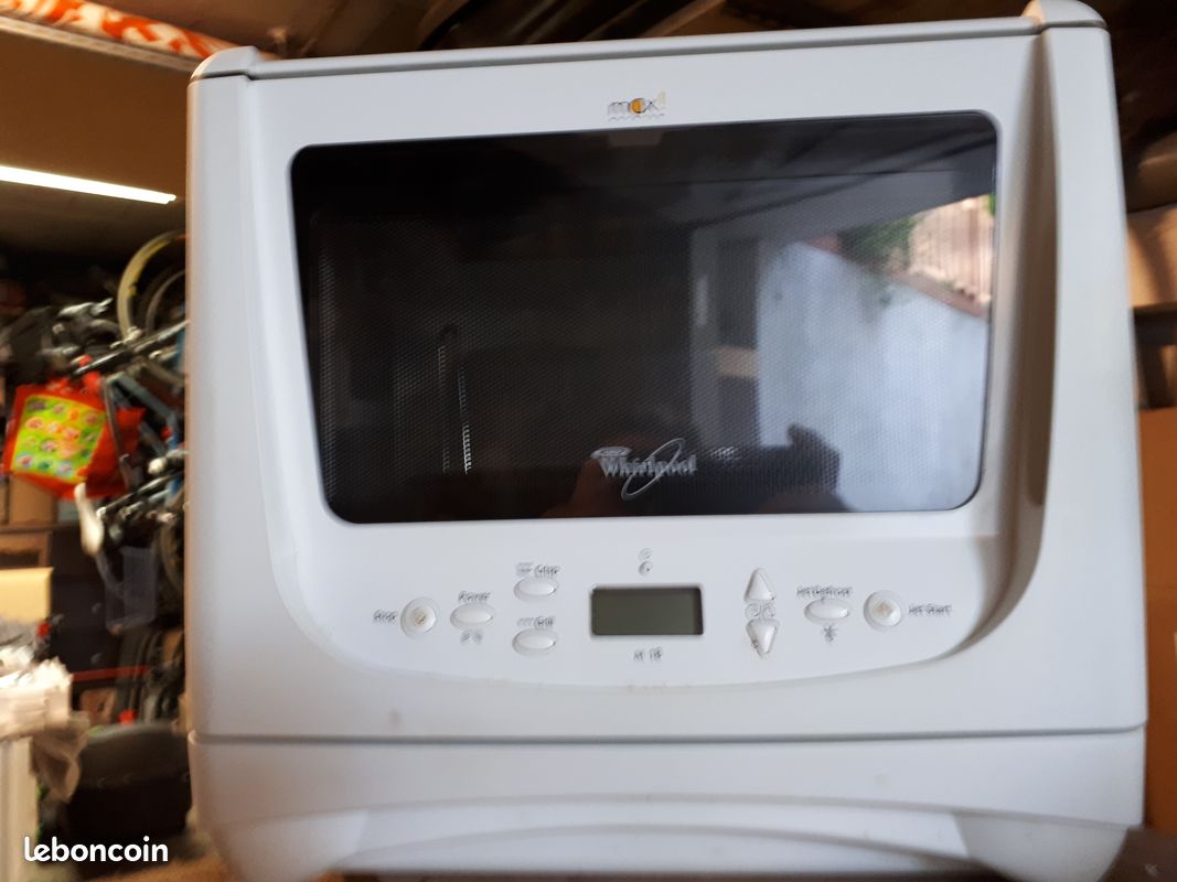 Micro-ondes gril WHIRLPOOL - MAX38FW - 13 L- blanc (image 1)