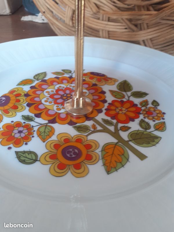 Petit plat a etage porcelaine (image 1)
