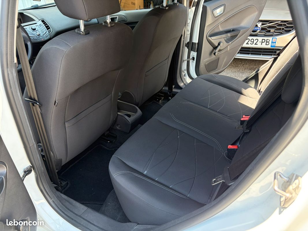 FORD FIESTA 1.0 ECOBOOST 100ch TREND 5P / SEULEMENT 52000 KMS (image 5)