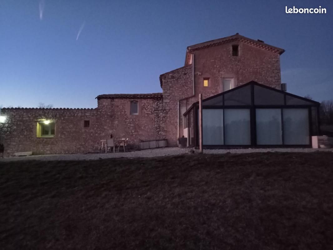 Maison 6 pièces 221 m² · à Ferrassières · 221 m² · 1 872 000 €