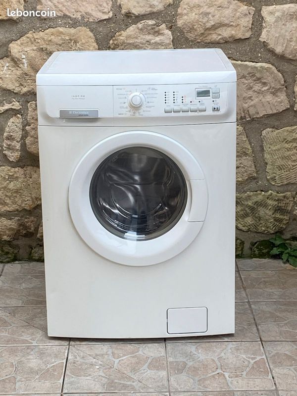Machine a laver electrolux 7kg 100 (image 2)