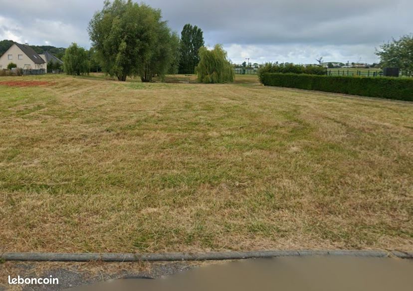 Terrain 720 m² · à Rouxmesnil-Bouteilles · 85 000 €
