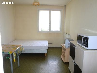 Appartement 1 pièce 18 m² · à Clermont-Ferrand · 18 m² · 342 €
