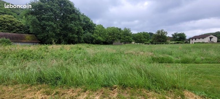 Terrain 2 457 m² Altillac