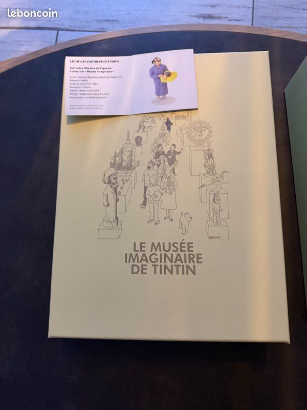 Statuette Oliveira Da Figueira - Musée Imaginaire Tintin 25cm