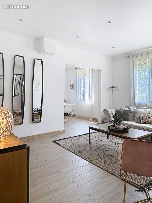 Maison 6 pièces 124 m² · à Châteauneuf-de-Gadagne · 124 m² · 369 000 €