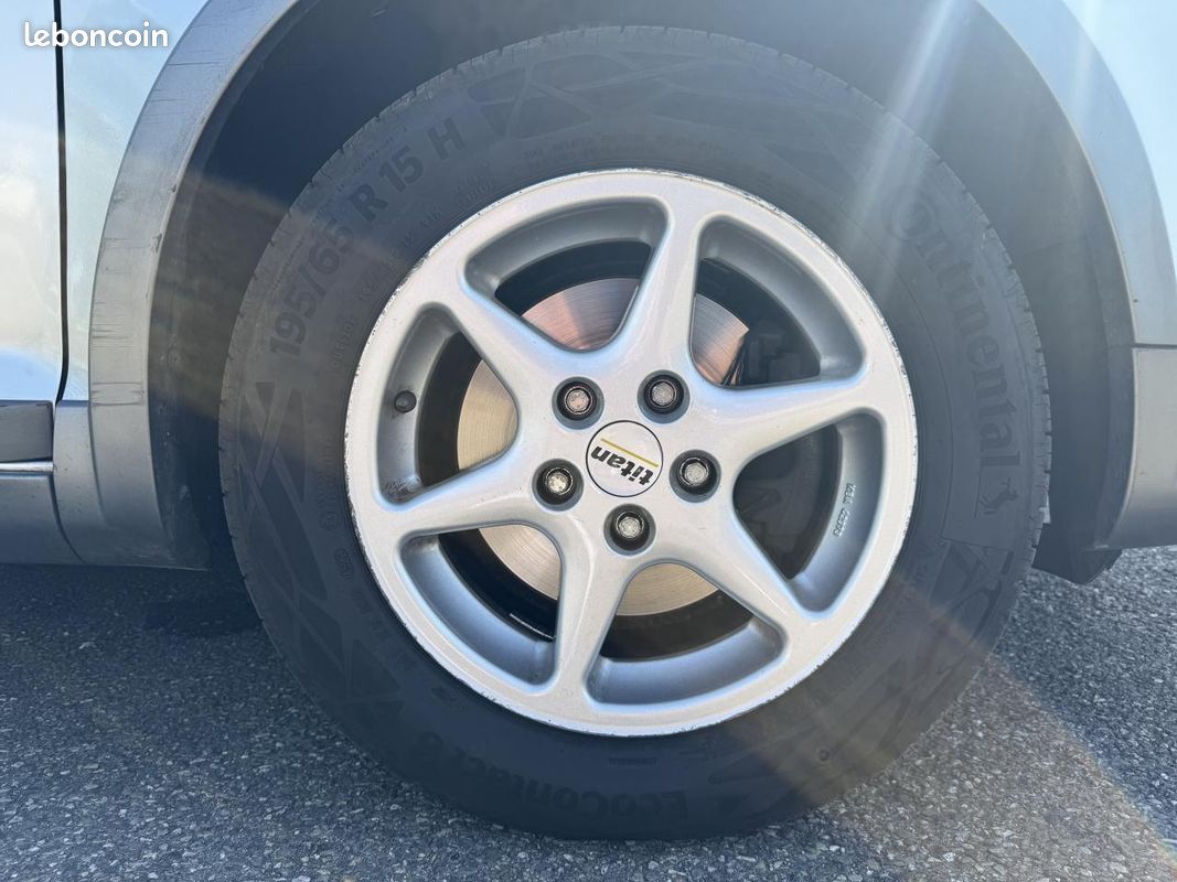 Volkswagen golf plus - 1.4l tsi 122ch - trendline - toit ouvrant (image 24)