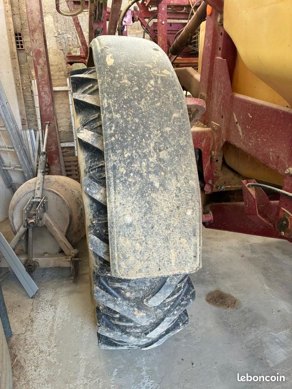 Hardi COMMANDER 2800 (image 4)