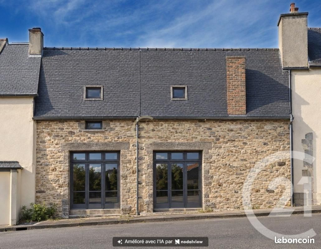 Maison 1 pièce 159 m² · à Combourg · 159 m² · 86 000 €
