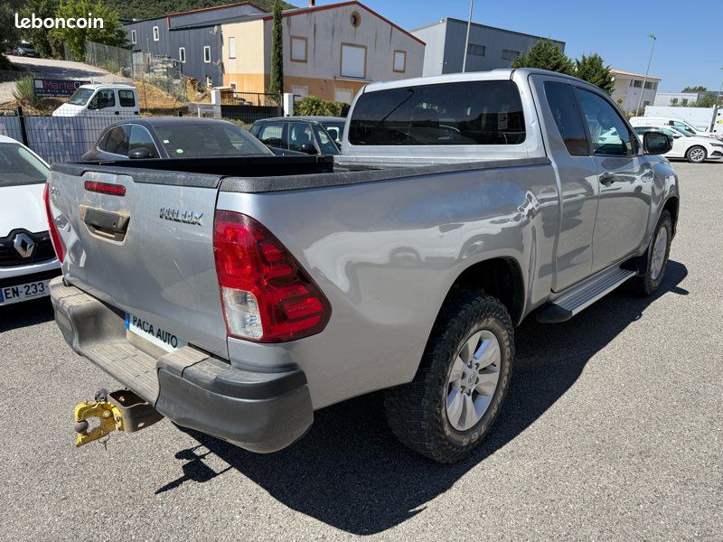Toyota hilux 2.4 d 150cv x-tra cab / 2021 / 78 000 kms / carplay / caméra / attelage / garantie 12 mois (image 2)