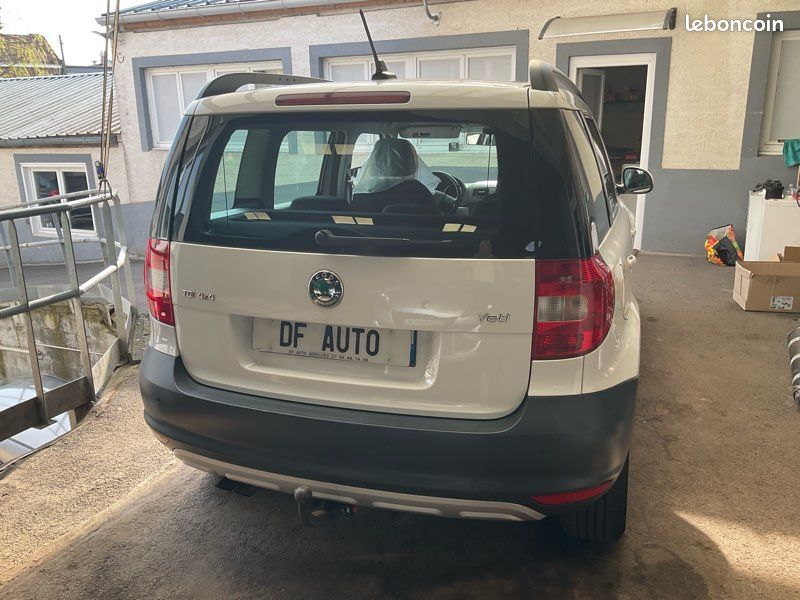 SKODA YÉTI 4x4 2.0L TDI 4 DRIVE (image 4)
