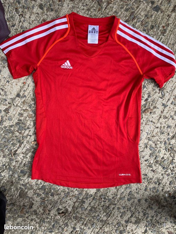 Teeshirt manches courtes Adidas taille 38 rouge (image 1)