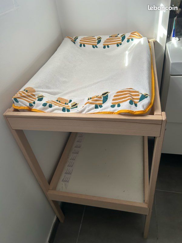 Table à langer IKEA (image 1)