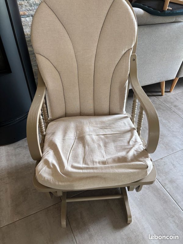 Fauteuil à bascule (image 1)