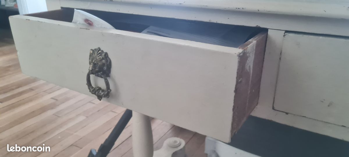 Table Bureau Ancien Vieux vintage Bois massif peint à restaurer 2 tiroirs 2 poignées Têtes de lion Style Empire Napoléon Directoire (image 5)