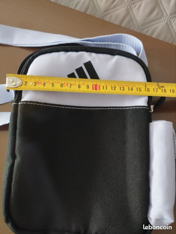 Sacoche / Pochette Adidas Noir et lilas (image 8)