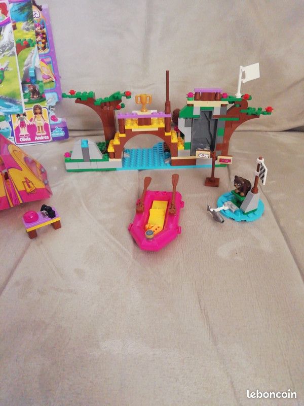 Lego Friends Raft Lego friends 41121 camping à la rivière Tente, bateau, ours... Rafting ...