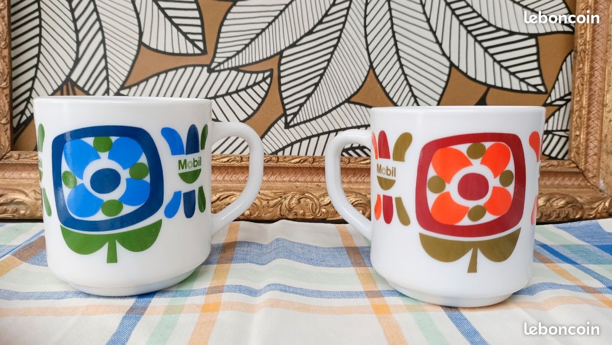 lot de 6 mugs tasses et 1 pichet arcopal mobil seventies cups