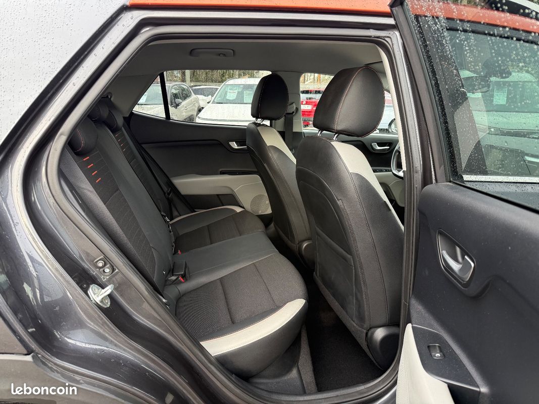 KIA STONIC KIA STONIC 1.0 TGDI 120 Automatique (image 13)