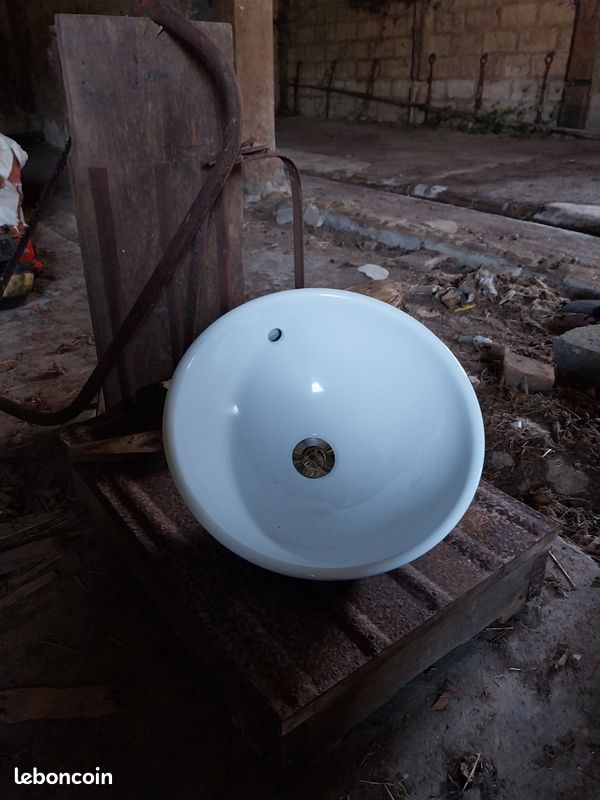 Lavabo (image 1)