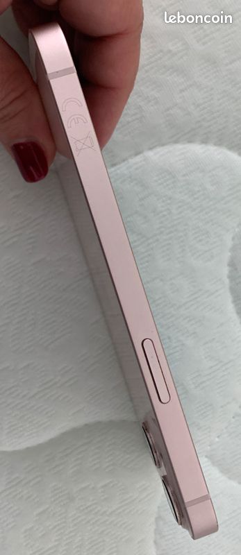 IPhone 13 pink (image 7)