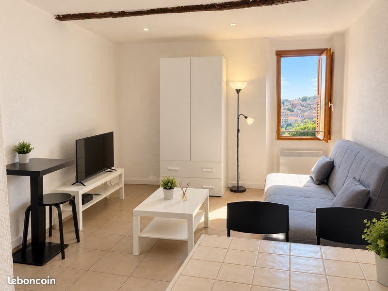 Appartement 1 pièce 19 m² · à Grasse · 19 m² · 630 €/mois