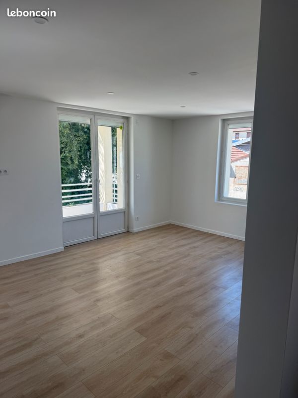 Appartement 4 pièces 80 m² · à Grenoble · 80 m² · 1 090 €/mois