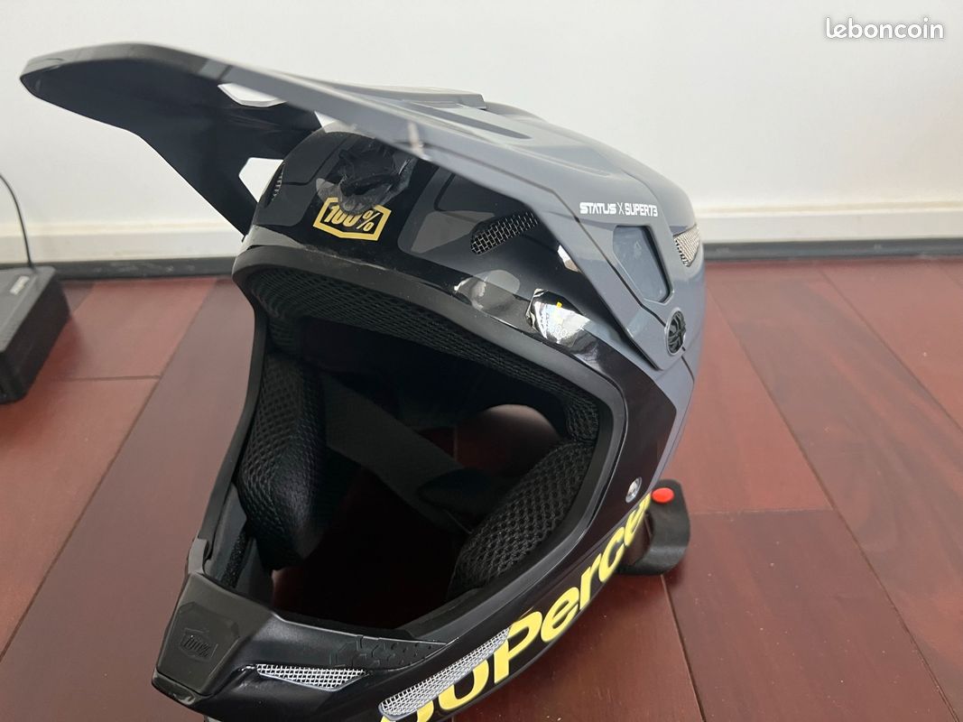 Status × super73 full-face bicycle helmet, size L/ Downhill/BMX
Carby/Charcoal (image 17)