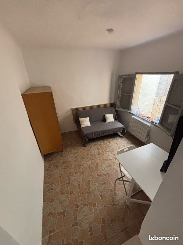 Appartement 1 pièce 16 m² · à Aix-en-Provence · 16 m² · 600 €