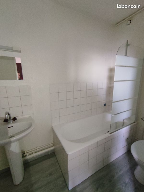 Appartement 1 pièce 32 m² · à Metz · 32 m² · 560 €