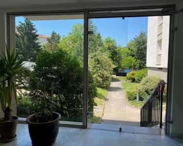 Appartement 300 000 € - 80 m²