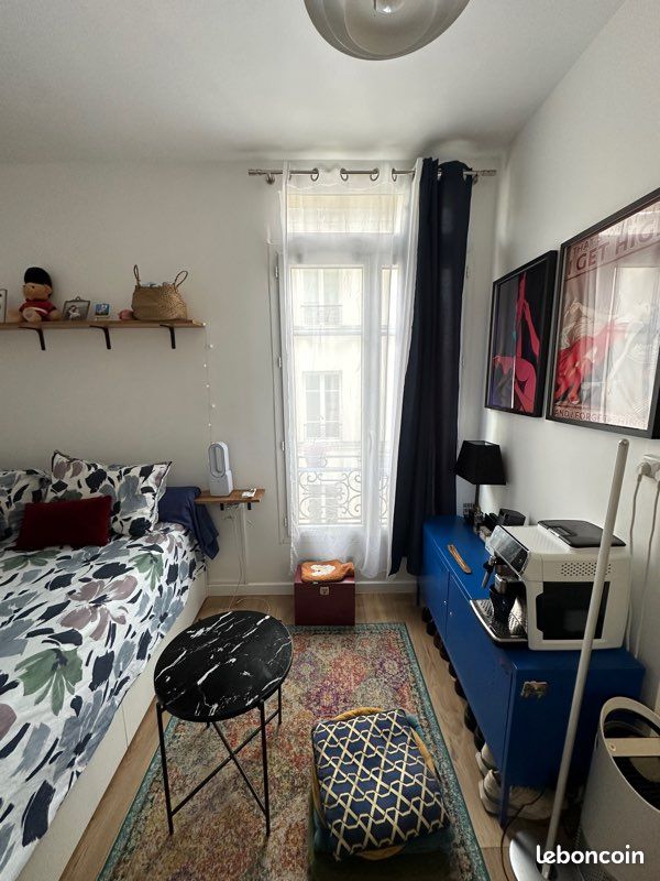 Appartement 1 pièce 13 m² · à Paris · 13 m² · 550 €/mois