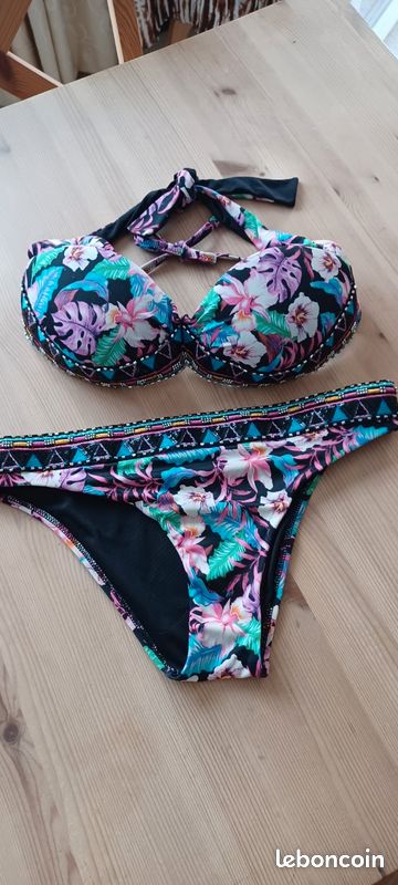 Maillot de bains 2pieces Calzedonia t36 UK/US FR90 al06 Vêtements