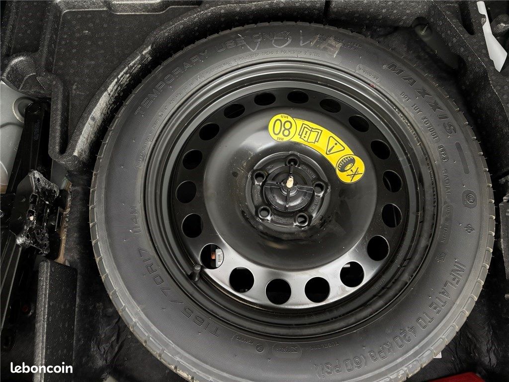 Ford Kuga III 2.5 DURATEC 190 CH FLEXIFUEL FHEV E85 POWERSHIFT ST-Line (image 26)